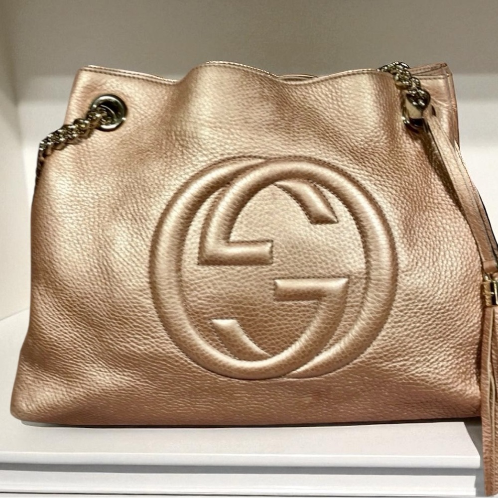 GUCCI Metallic Rose Gold SOHO Shoulder Bag